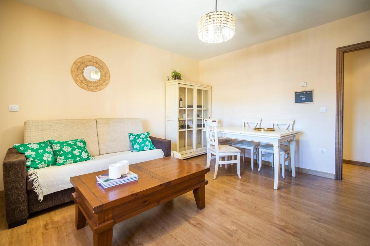 Apartamentos Ribera Del Duero Las Escuelas Vadocondes 外观 照片