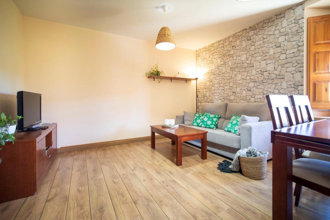 Apartamentos Ribera Del Duero Las Escuelas Vadocondes 外观 照片
